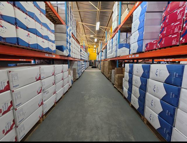 2,057M² WAREHOUSE FOR SALE IN SELBY